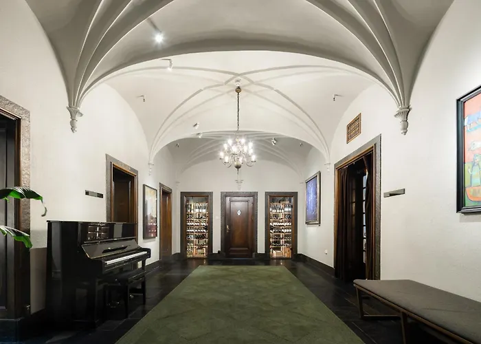 Grand Terminus Hotel 4*