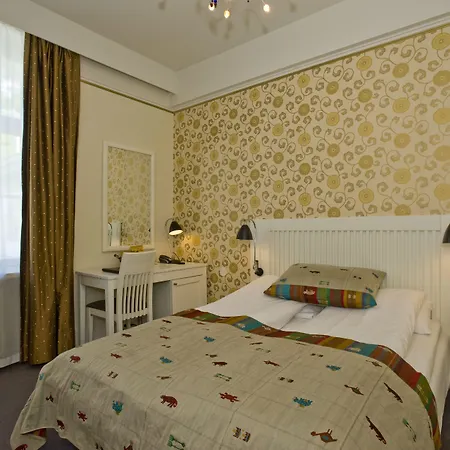 Grand Terminus Hotell 4*