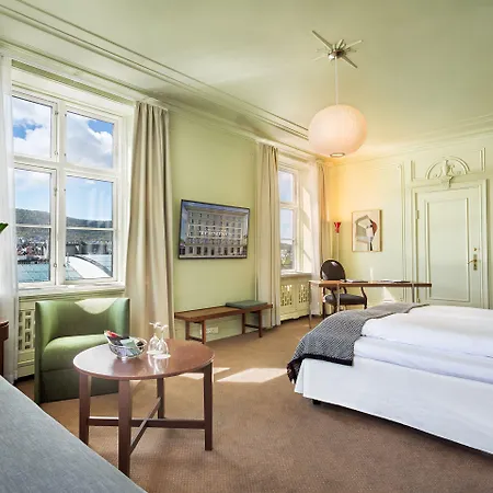 Grand Terminus Szálloda Bergen