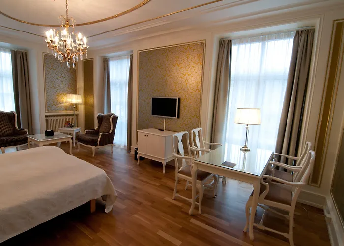 Grand Terminus Hotell 4*